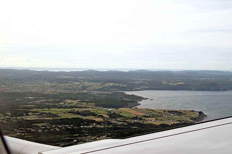 Nwfndlnd_002_flying_in2