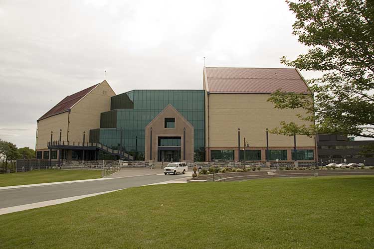 Nwfndlnd_055_therooms1