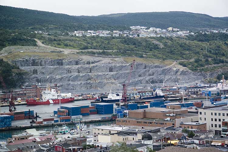 Nwfndlnd_062_city-therooms4